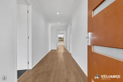 Property photo of 54 Gowar Road Tarneit VIC 3029