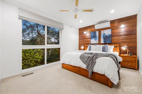 Property photo of 3 Roslyn Court Eltham North VIC 3095