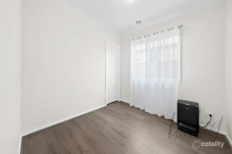 Property photo of 17 Echidna Drive Beveridge VIC 3753