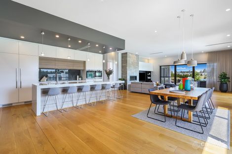 Property photo of 15 Woodhall Place Luddenham NSW 2745