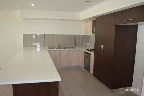 Property photo of 1/29 Newman Drive Emerald QLD 4720