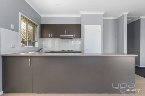 Property photo of 26/17 Crestmont Drive Melton South VIC 3338