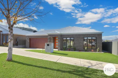 Property photo of 4 Queensberry Road Leneva VIC 3691