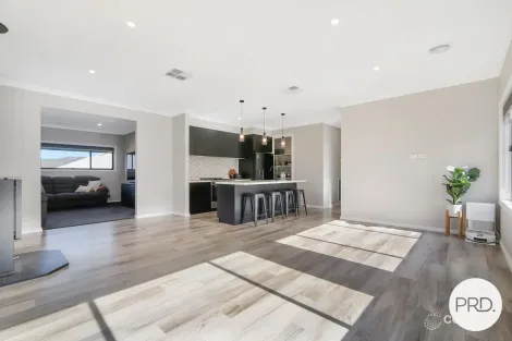 Property photo of 4 Queensberry Road Leneva VIC 3691