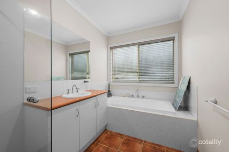 Property photo of 15 Grenfell Place Lysterfield VIC 3156