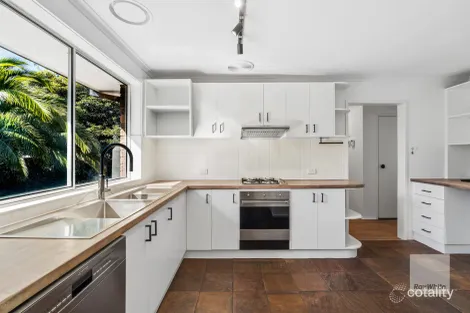 Property photo of 4 Anora Court Keilor Downs VIC 3038
