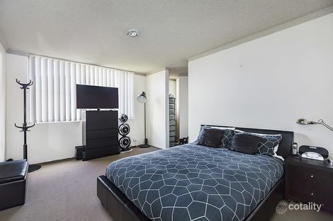 Property photo of 18/8 Bortfield Drive Chiswick NSW 2046