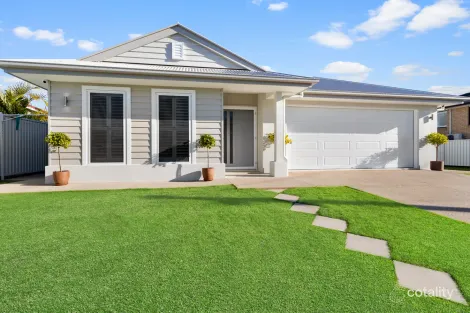 Property photo of 65 Shields Street Redcliffe QLD 4020