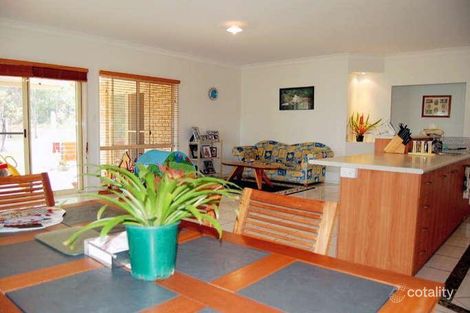 Property photo of 25-27 Third Avenue Barellan Point QLD 4306