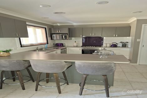 Property photo of 6 Perrier Place Kelso NSW 2795