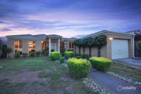 64 Kennedy Pde, Roxburgh Park, VIC 3064