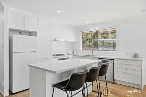 Property photo of 94 Gilda Drive Narara NSW 2250