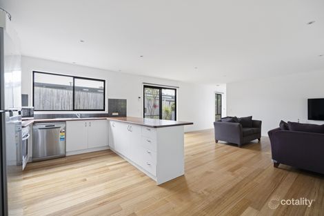 Property photo of 10 Yannuga Street Rye VIC 3941