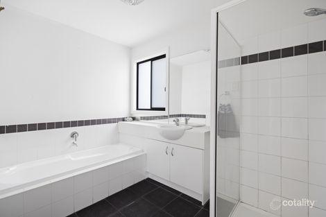 Property photo of 10 Yannuga Street Rye VIC 3941