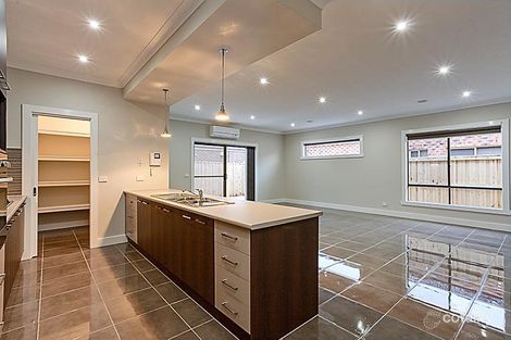 Property photo of 14 Sinclair Court Harkness VIC 3337