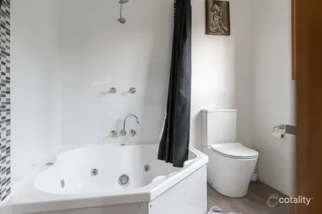 Property photo of 8 Brewis Place Lake Leake TAS 7210