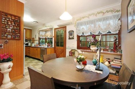 Property photo of 17 Alvena Crescent Heathmont VIC 3135