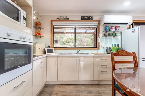 Property photo of 8 Brewis Place Lake Leake TAS 7210