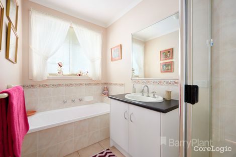 Property photo of 4/1A Whitmorr Court Noble Park VIC 3174