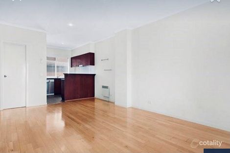 Property photo of 7 Cavalry Circuit Maribyrnong VIC 3032