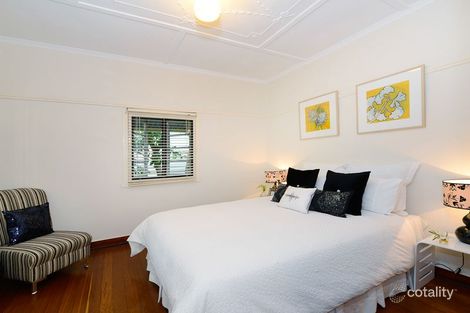 Property photo of 30 Thomas Street Greenslopes QLD 4120