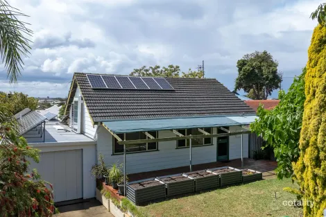 Property photo of 184 Woodside Street Doubleview WA 6018