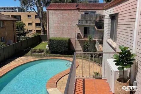 Property photo of 12/7-9 Loder Street Biggera Waters QLD 4216