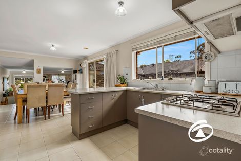 Property photo of 3 Palm Square Drouin VIC 3818