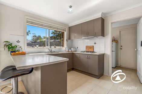 Property photo of 3 Palm Square Drouin VIC 3818