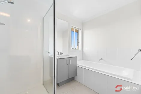 Property photo of 5 Slinky Street Deanside VIC 3336