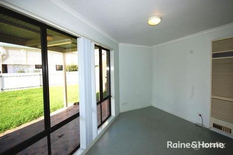 Property photo of 5 Brooklyn Drive Bourkelands NSW 2650