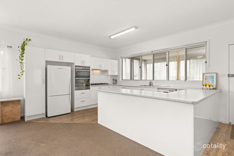 Property photo of 111 Waratah Crescent Sanctuary Point NSW 2540