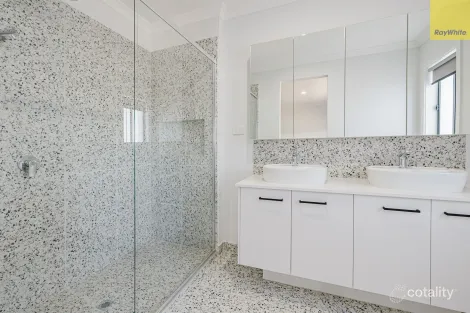 Property photo of 16 Ashton Street Bacchus Marsh VIC 3340