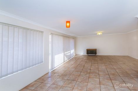 Property photo of 2/19 Ungaroo Road Westminster WA 6061