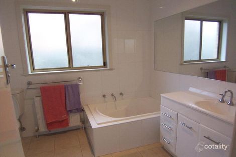 Property photo of 82 Olinda Street Quarry Hill VIC 3550