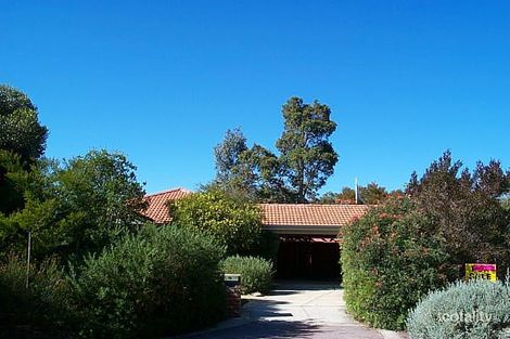 12 Yeates Lane, Stratton, WA 6056