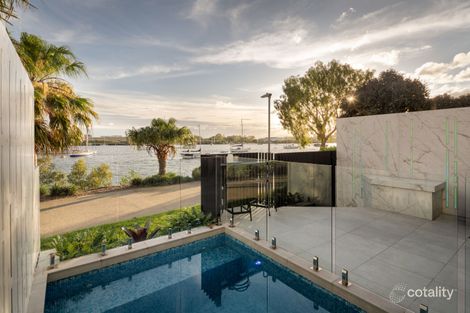 84 Parkside Cct, Hamilton, QLD 4007