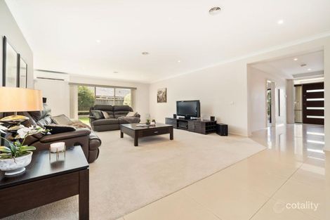 Property photo of 3 Brokenwood Court Langwarrin VIC 3910