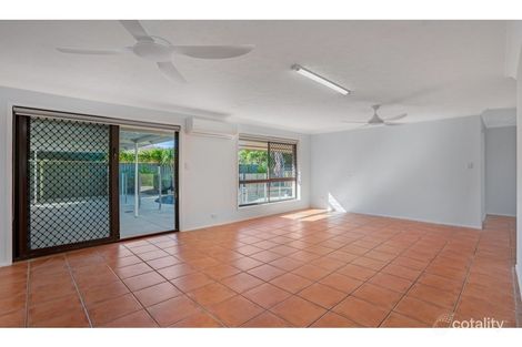 Property photo of 8 Sequoia Close Elanora QLD 4221