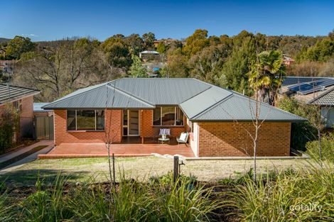 Property photo of 9 Monk Place Karabar NSW 2620