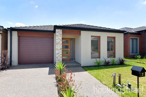 7 Blackforest Way, Clyde North, VIC 3978