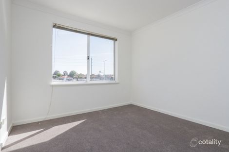 18/15 Sydenham St, Rivervale, WA 6103