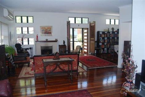 Property photo of 114 Central Avenue St Lucia QLD 4067