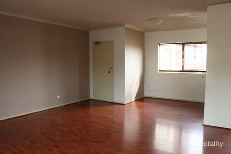 Property photo of 16/2 Geraldton Drive Varsity Lakes QLD 4227
