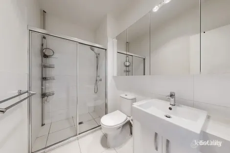 Property photo of 201/135 Lower Dandenong Road Mentone VIC 3194