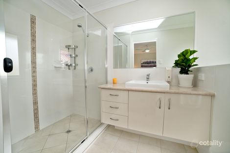 Property photo of 19 Stega Place Wynnum West QLD 4178