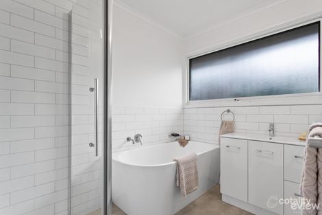 Property photo of 10 Corio Avenue Frankston VIC 3199