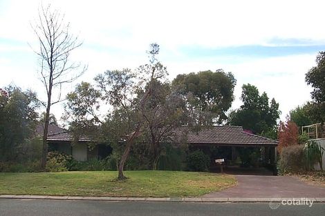 13 Glenorchy Cres, Hamersley, WA 6022