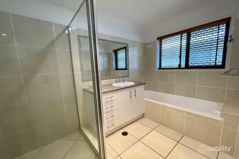 Property photo of 5 Springbrook Grove Buderim QLD 4556