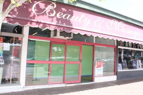 2 The Crescent, Midland, WA 6056